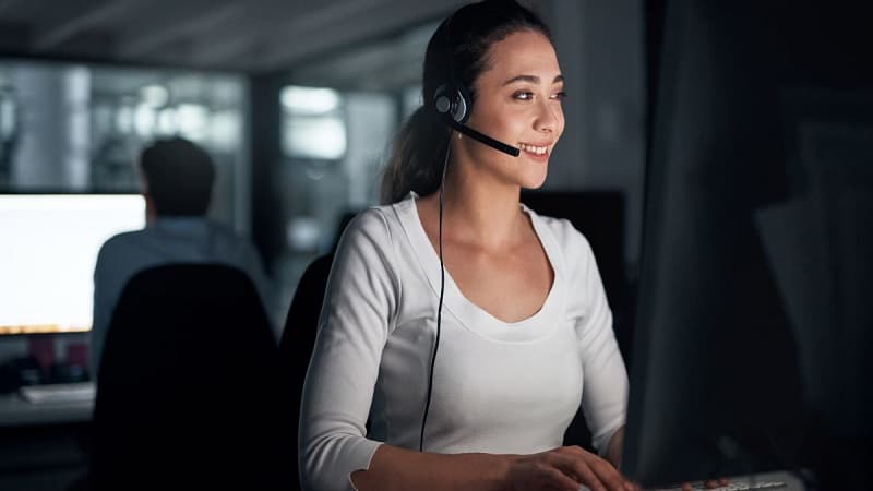 Chăm sóc khách hàng V9Bet